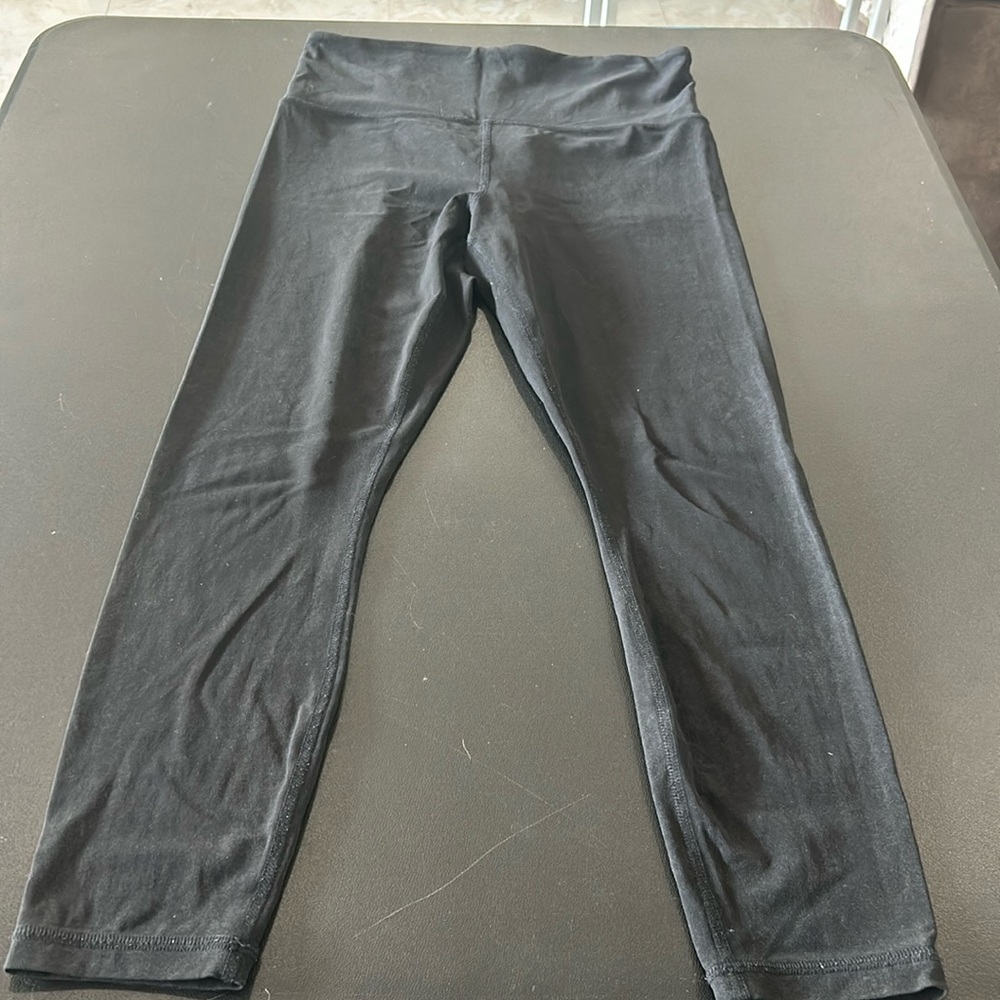 Athleta Loose Coup Heat Gear Grey Leggings. Size S
